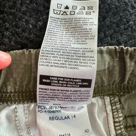 Boy’s thin flexible cargo joggers, size 14 - Picture 9 of 11